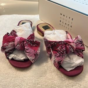 New White House Black Market Liv Fiji Map Crinkle Sandals Slides Sz 8 Brand New
